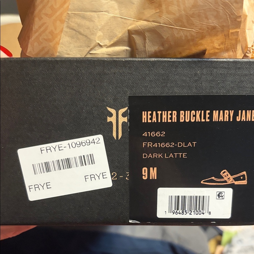 Frye Tan Leather Flats with Buckle 🌟🌟Brand New. With Box🌟 - Picture 2 of 15